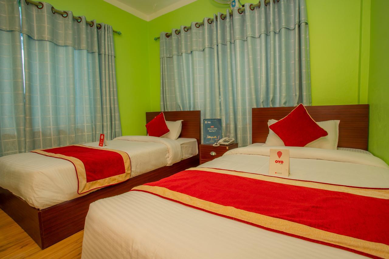 Oyo 146 Somewhere Hotel & Resturant Kathmandu Exterior foto