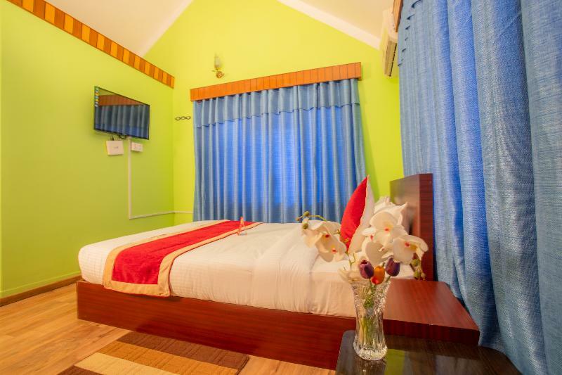 Oyo 146 Somewhere Hotel & Resturant Kathmandu Exterior foto